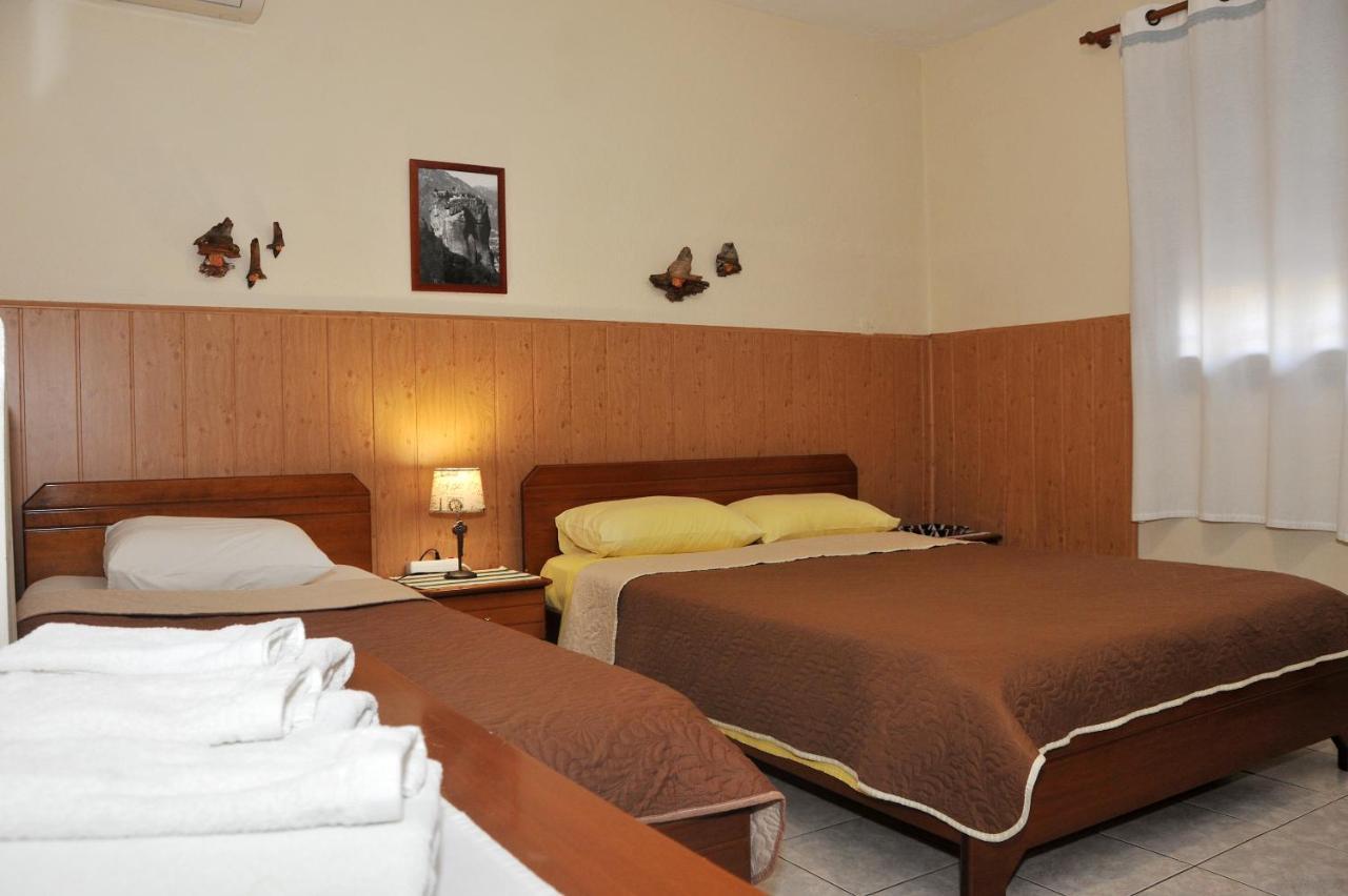 Guesthouse Bloutsos Rooms Кастракион Экстерьер фото