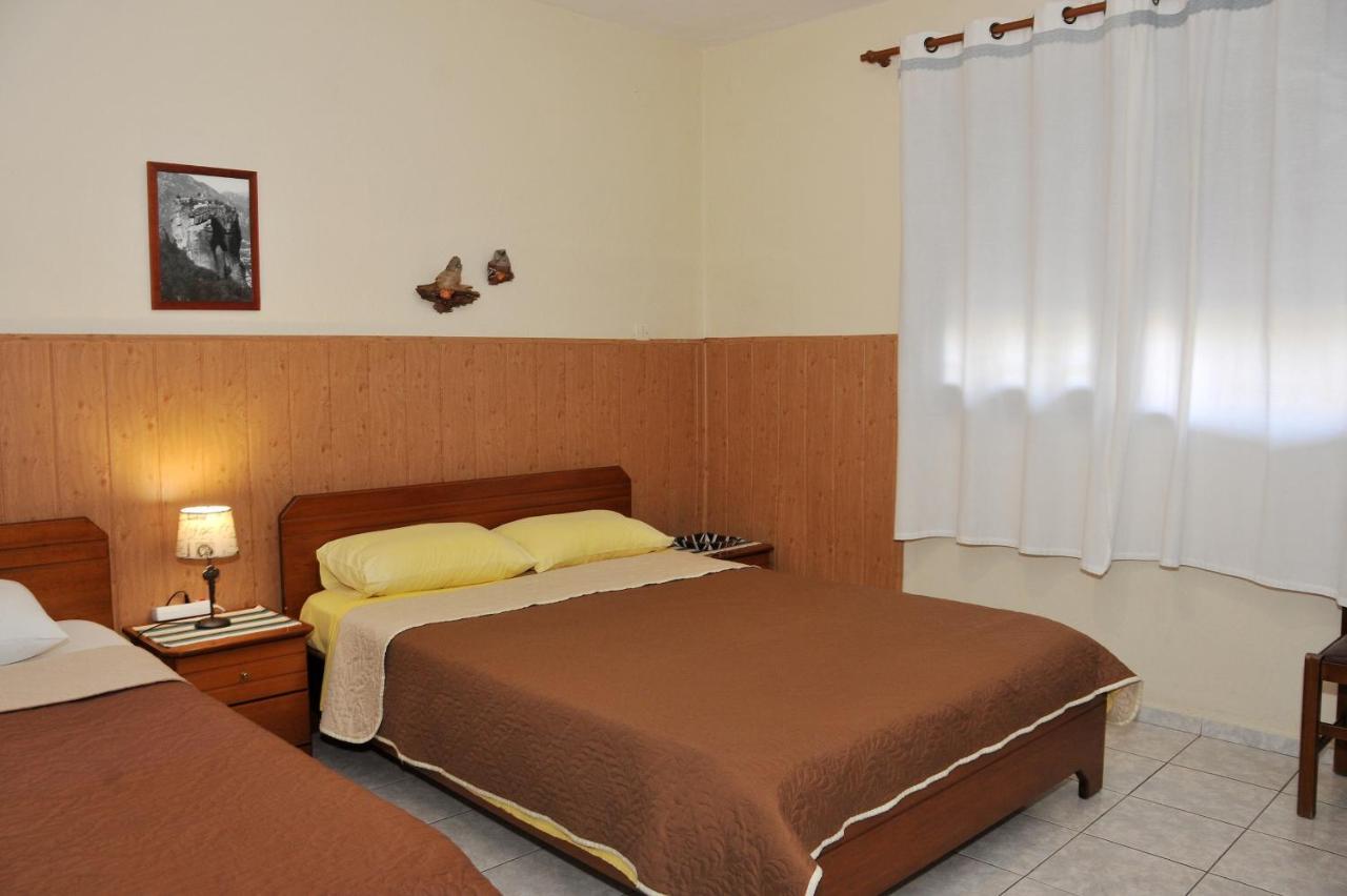 Guesthouse Bloutsos Rooms Кастракион Экстерьер фото